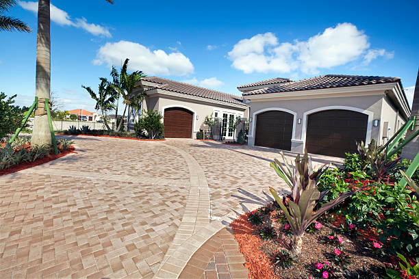 Best Decorative Driveway Pavers  in University Heights, IA